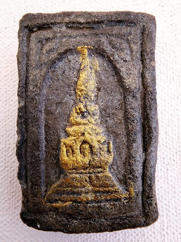 Luang Pu Thuat and Stupa Amulet - Image 6