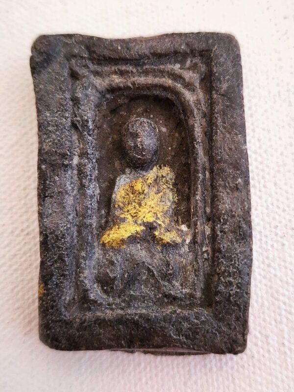 Luang Pu Thuat and Stupa Amulet - Image 5