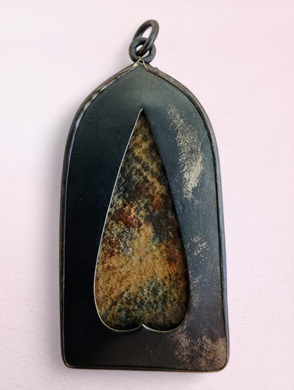 Encased Thai Buddha Amulet Pendant - Image 6