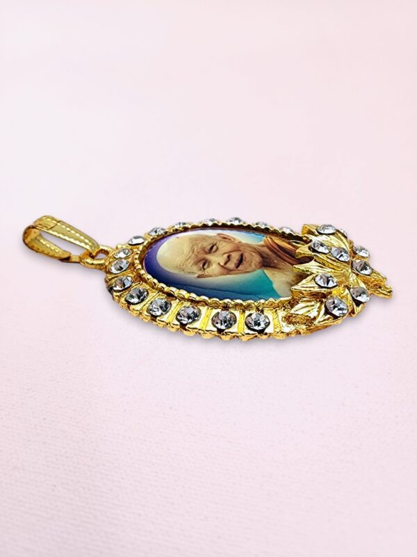 Ajahn Maha Bua and Mahabodhi Temple Pendant - Image 3