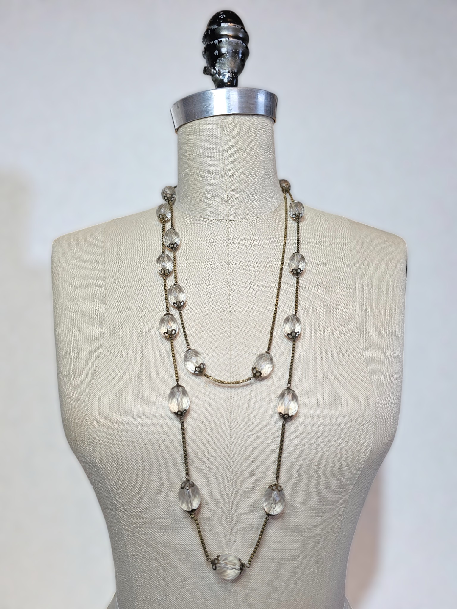 Vintage Brass and Resin Bead Necklace from Sri Lanka - Image 4