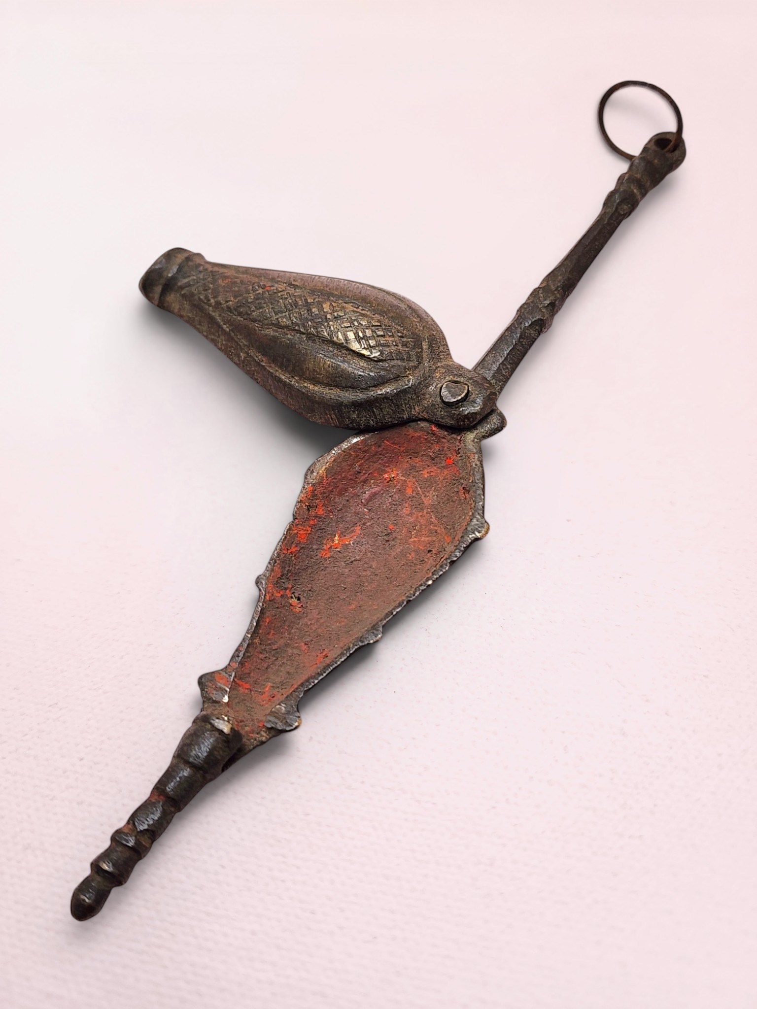 Antique Brass Kohl/Kajal Kajrauta Holder - Image 2