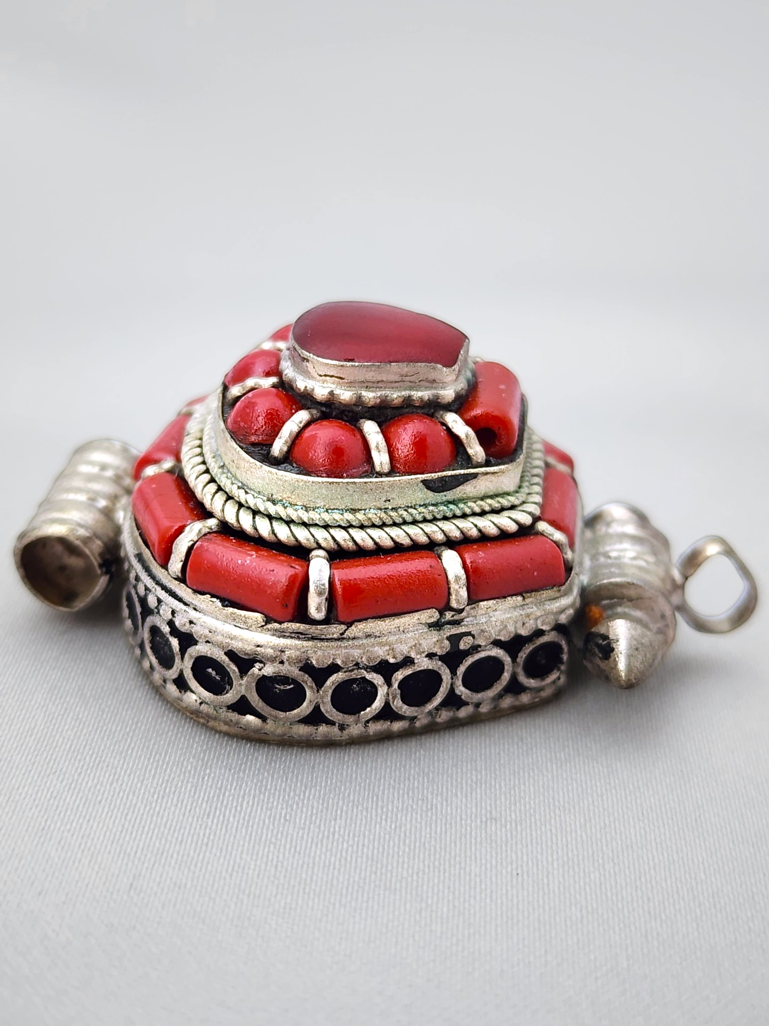 Tibetan Gau Coral Prayer Box Pendant Necklace - Image 5